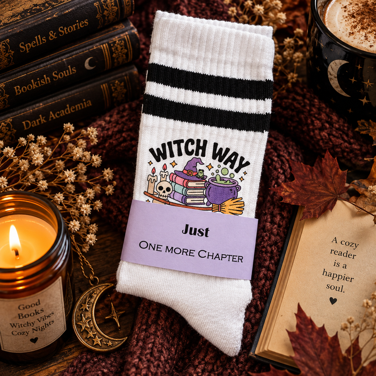 Witchy Bookish Socken – „Witch Way to the Bookstore“ - Halloween Socken