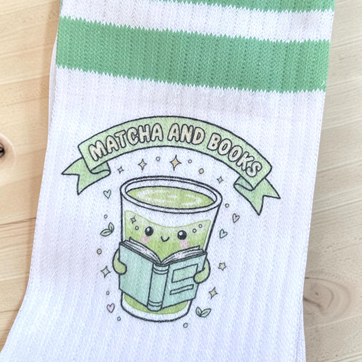 Matcha & Books Socken – Mintgrüne Tennissocken – Produktfoto 3