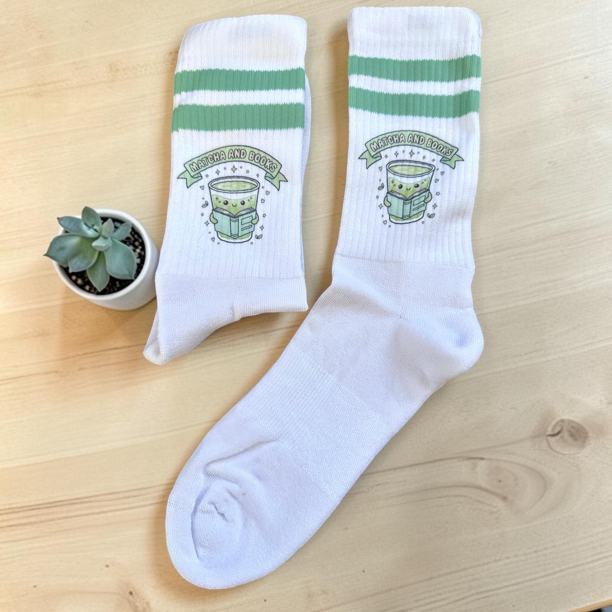 Matcha & Books Socken – Mintgrüne Tennissocken – Produktfoto 8