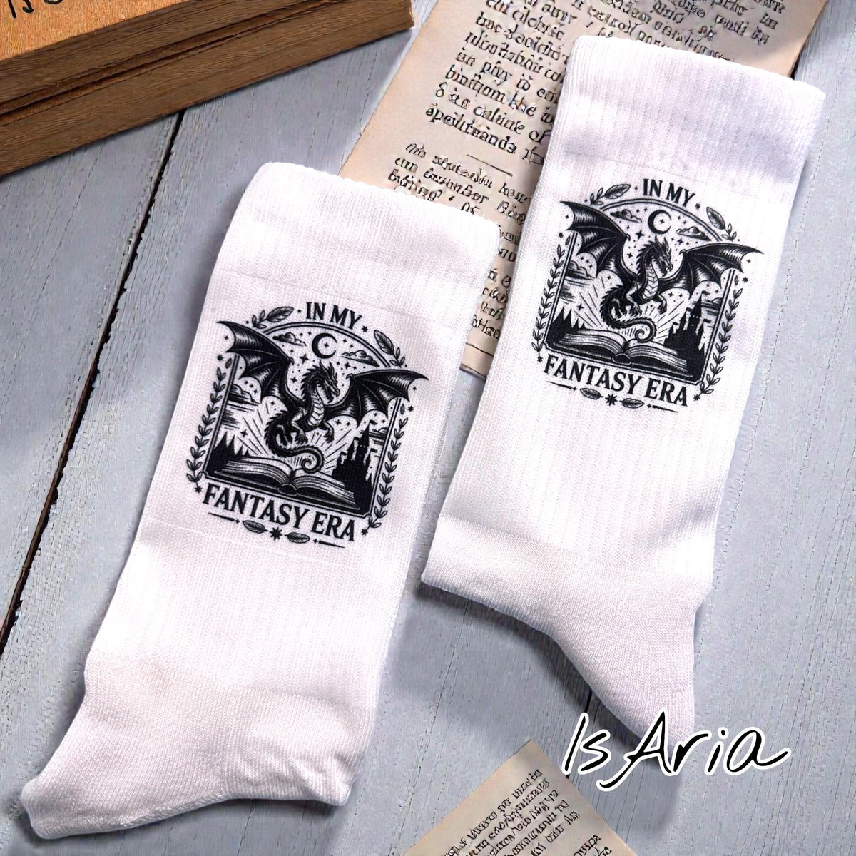Fantasy Era Socken – Personalisierbare Drachen-Socken – Produktfoto 5
