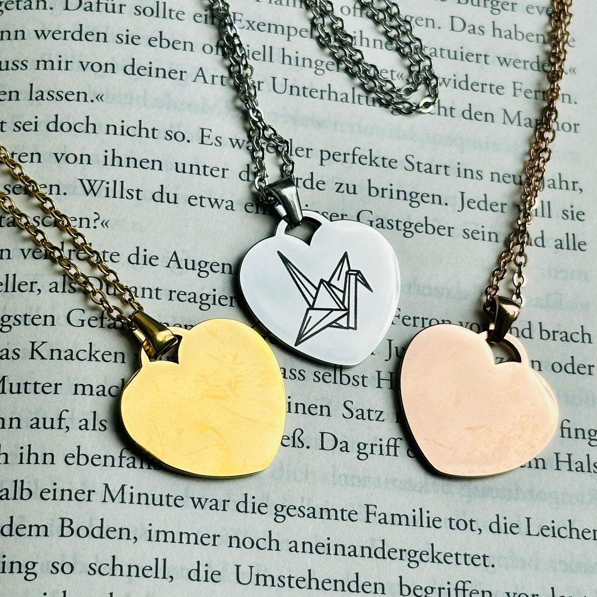 Origami-Kranich-Herz-Halskette aus Edelstahl – Produktfoto 7