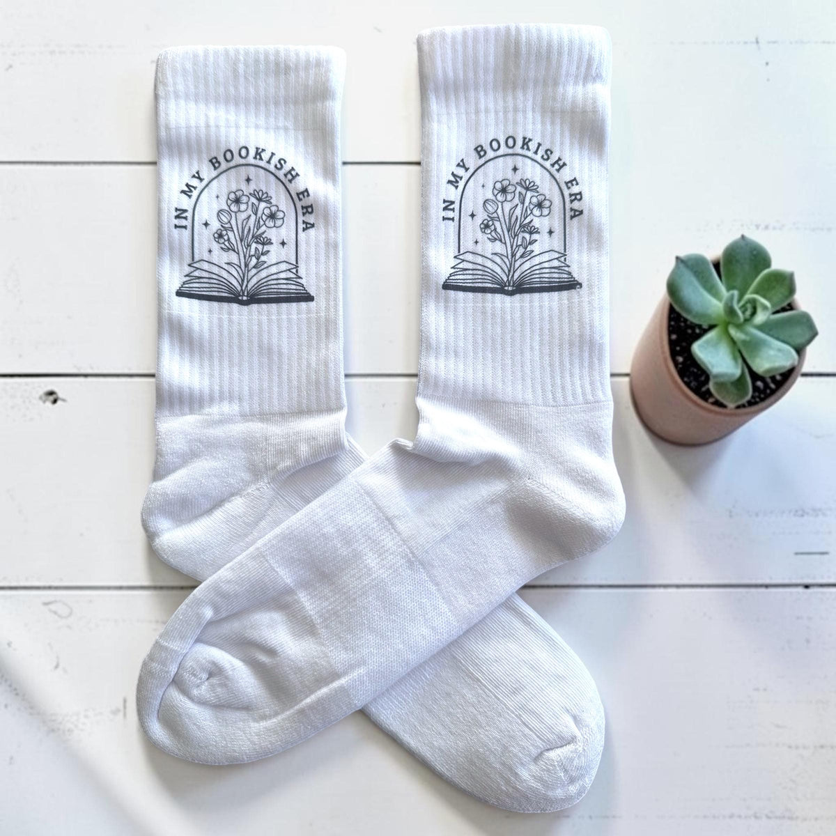 In My Bookish Era Socken – Personalisierbar – Produktfoto 6