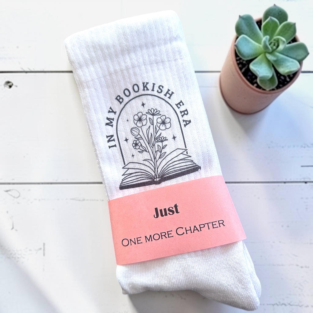 In My Bookish Era Socken – Personalisierbar – Produktfoto 7