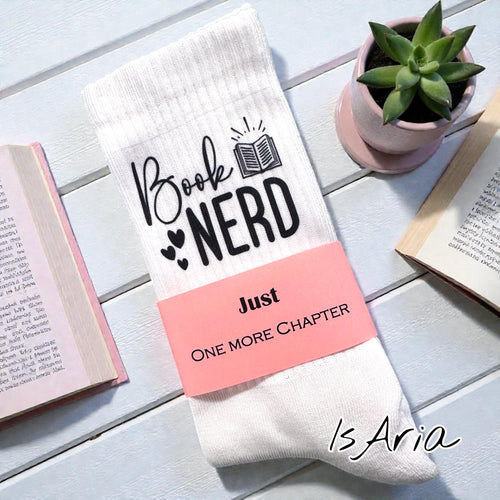 Book Nerd Socken – Personalisierbar für Leseratten – Produktansicht