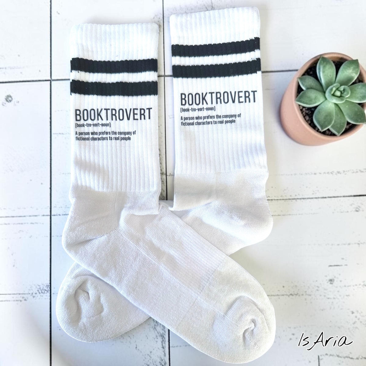 Booktrovert Socken – Klassisch oder mit Streifen – Produktfoto 2