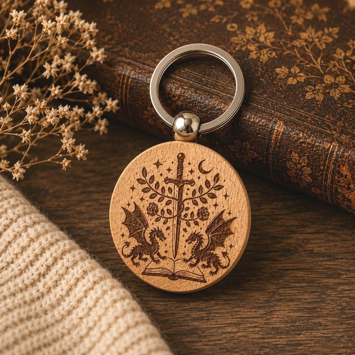 Fantasy-Drachen-Holzschlüsselanhänger – personalisierbar – Personalisierung und Rückseite
