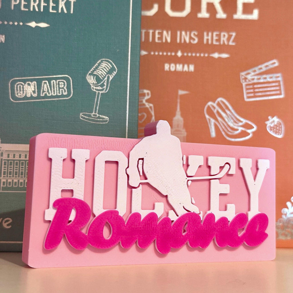 Hockey Romance Bücherregal-Schild aus PLA – Produktfoto 8