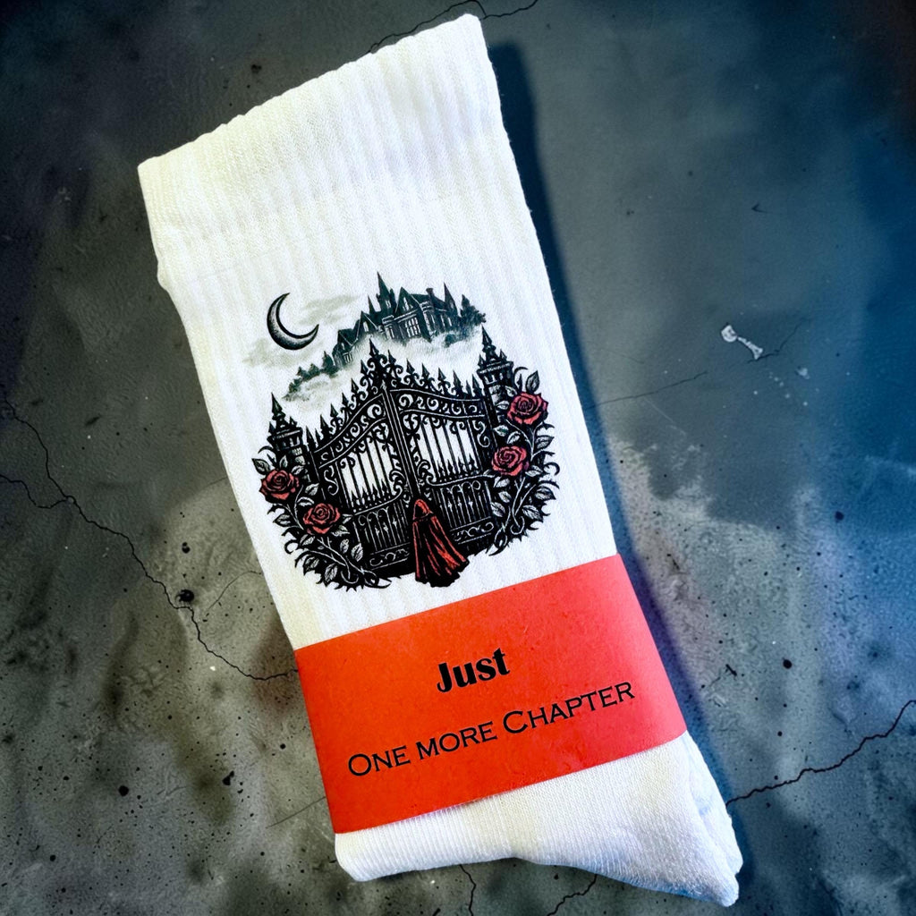 The Iron Gate Socken – Gothic Romance für Bücherfans – Produktfoto 7