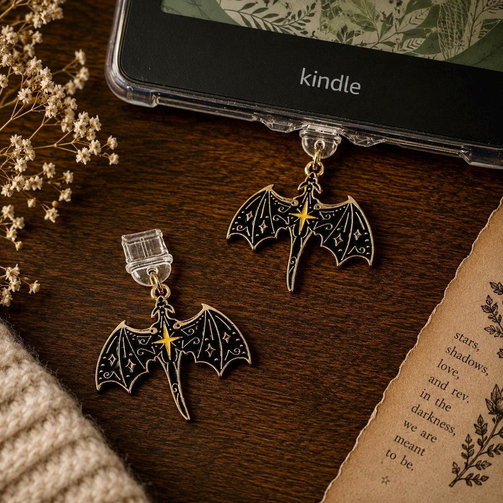 Fantasy Drachen Kindle Charm – USB-C Dust Plug – Produktfoto 4