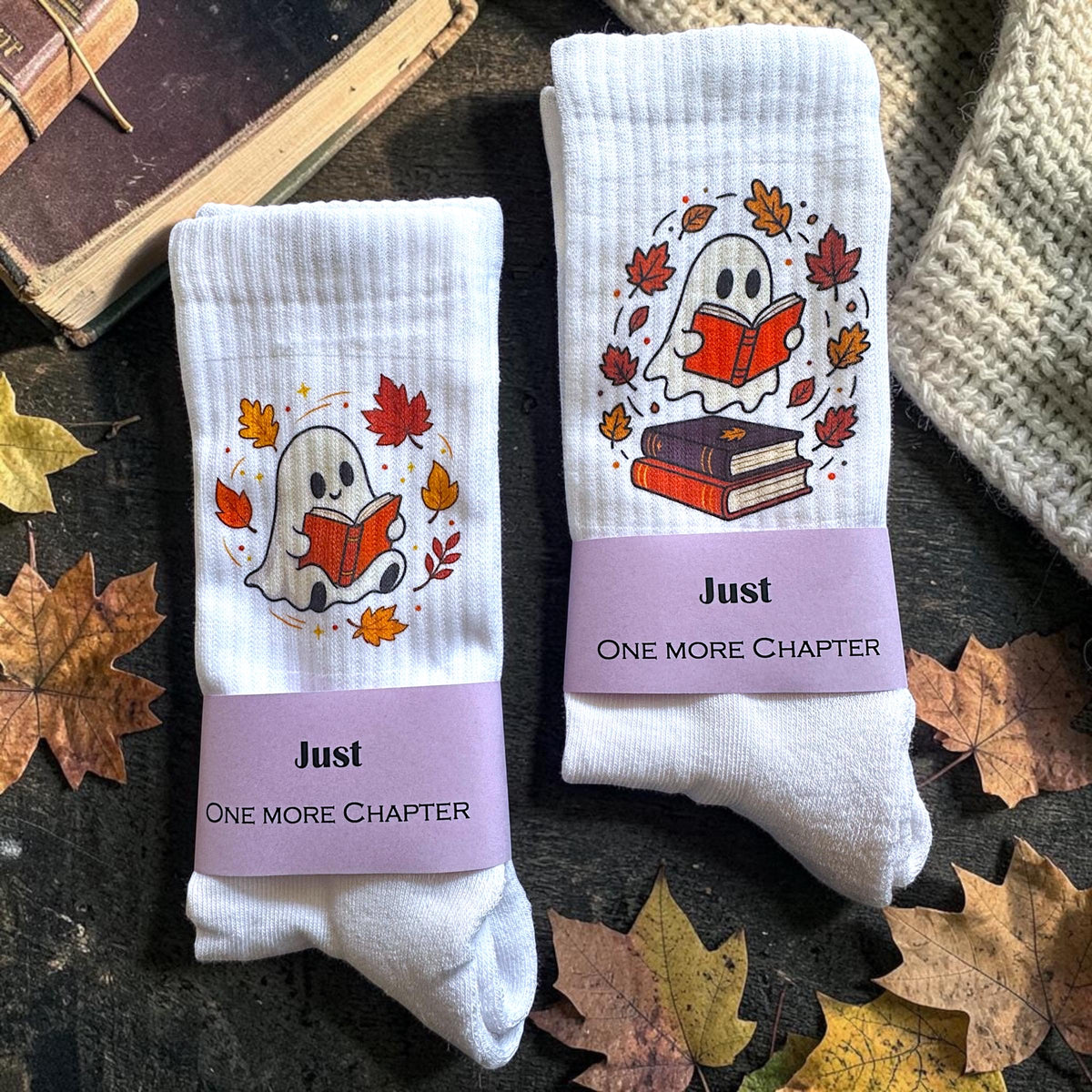Ghost Reading Socken – Personalisierbare Herbstsocken – Produktansicht