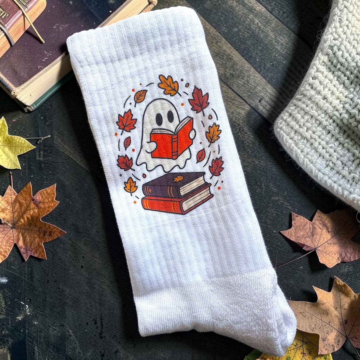 Ghost Reading Socken – Personalisierbare Herbstsocken – Produktfoto 8