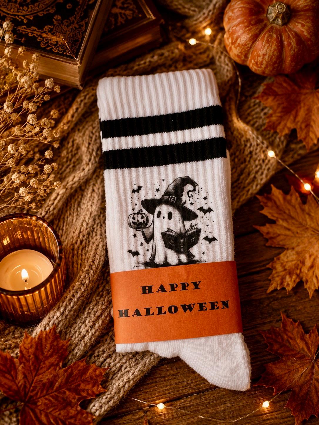 Büchergeist Socken mit lesendem Geist – personalisierbare Halloween-Socken
