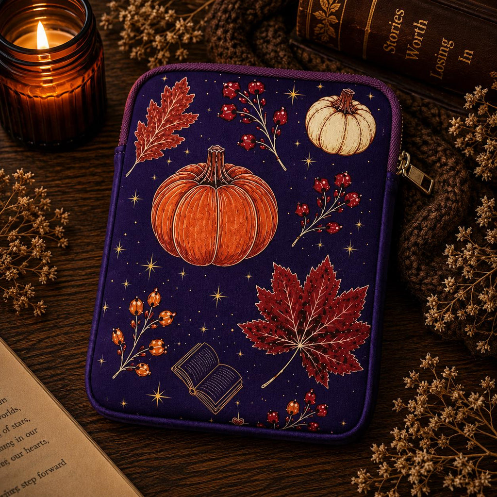 Kindle Tasche Herbst aus Neopren mit Falling Leaves and Cozy Reads Design